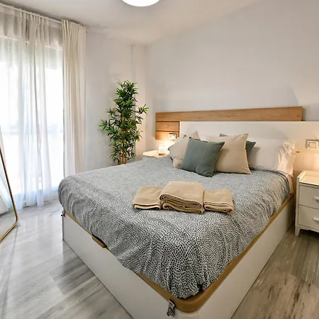 Rent4 Malaga Alamar *